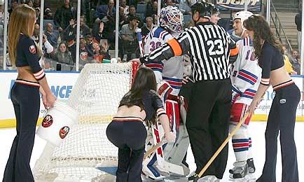 Isles: Henrik hacked Ice Girl – New York Daily News